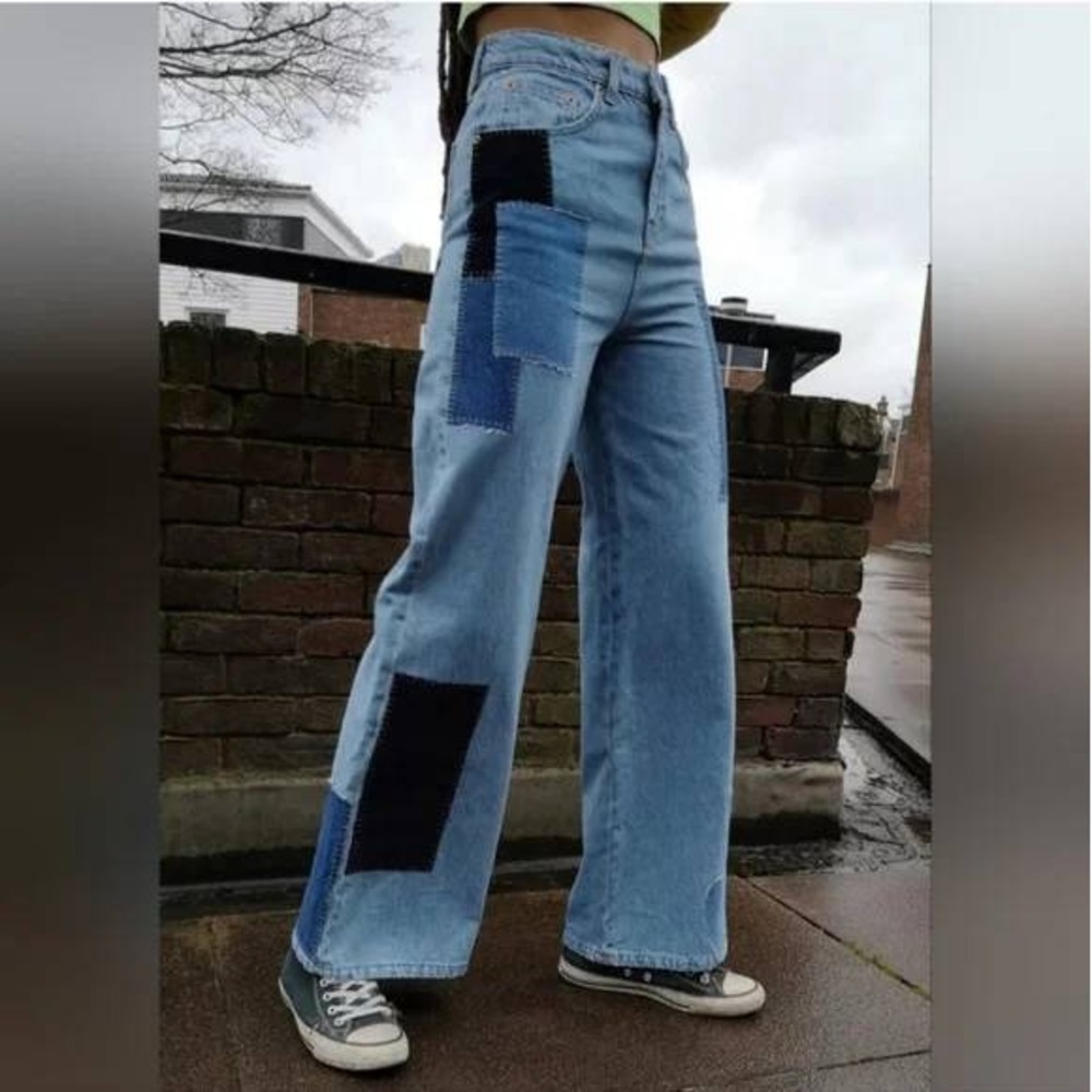 BDG Puddle Super‎ High Waist Wide Leg Patchwork Heart Jeans NWT 28 - Picture 10 of 10